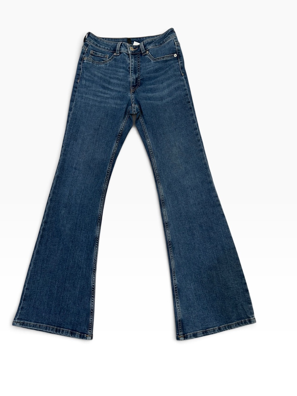 H&M Divided High Rise Flare Jeans Women’s Size 6 Medium Wash 32”